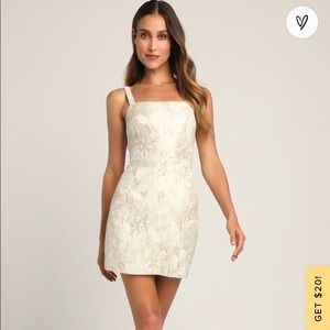 Beautiful Lulus dress